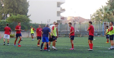 mister-alacqua-detta-le-posizioni